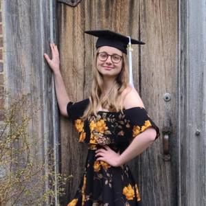 Meet your Posher, Avery